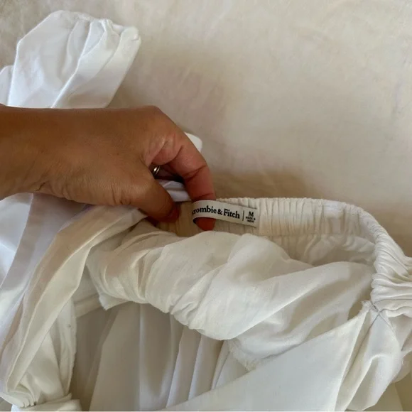 Abercrombie & Fitch White Puff Sleeve ORing Dress Size Medium - Picture 8 of 12